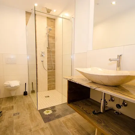 Summer & Winter Fun By In One ツェル アム ゼー