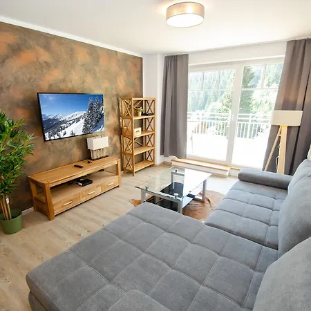 Summer & Winter Fun By In One Appartement *